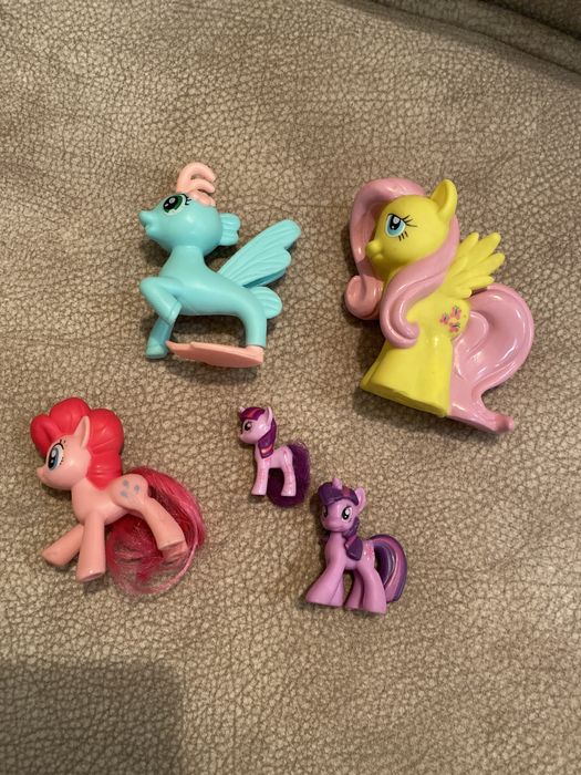 Продам игрушки пони все по 1000 тенге