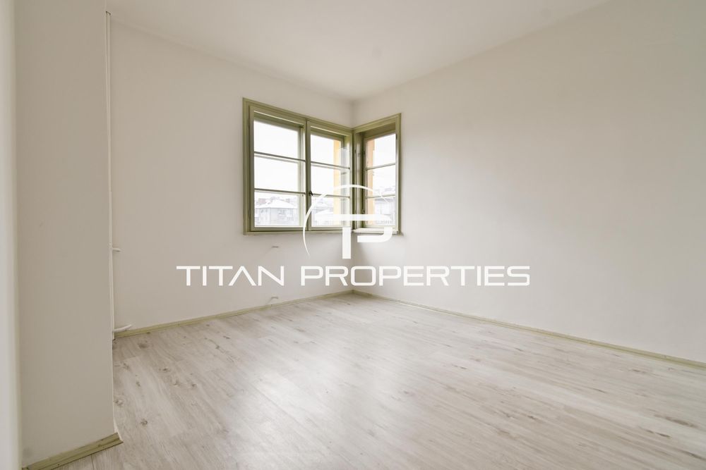 Продава се Тристаен апартамент в София, Банишора - 86 кв.м за 2245 €/кв.м - Снимка #1