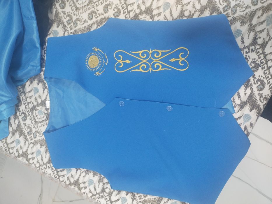 Жилетки в национальном стиле