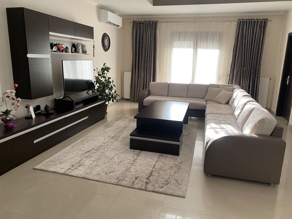 Продава се Къща в Свиленград - 360 кв.м за 595 €/кв.м - Снимка #1
