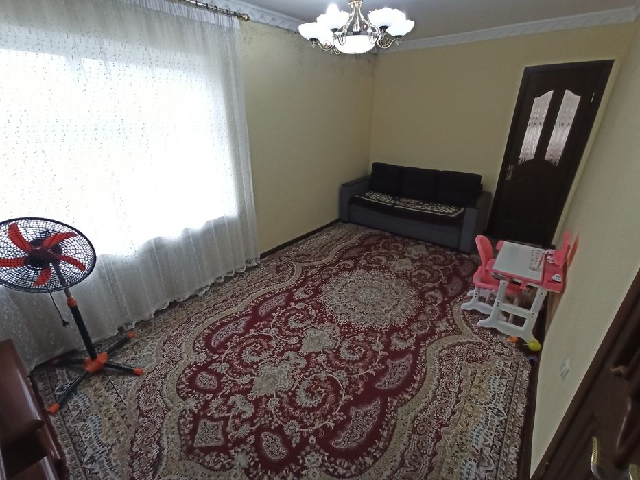 Срочно 2х комн. квартира Кибрай центр