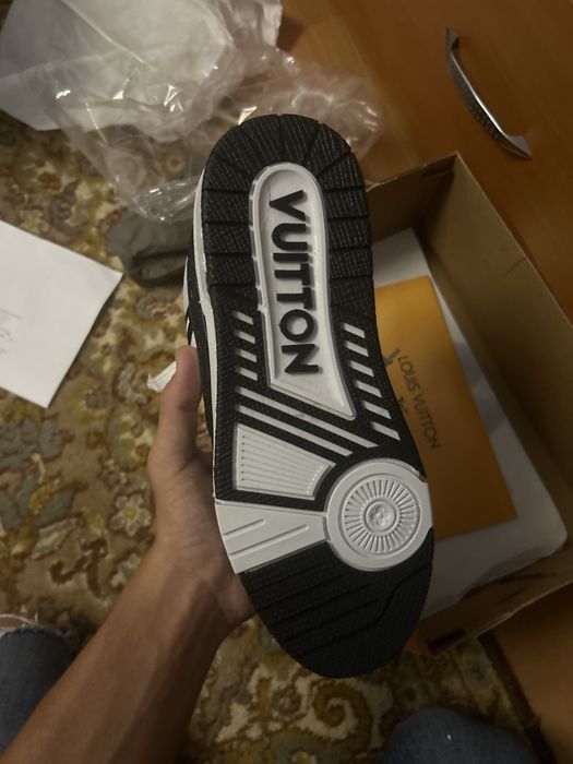 lv trainers marimea 40