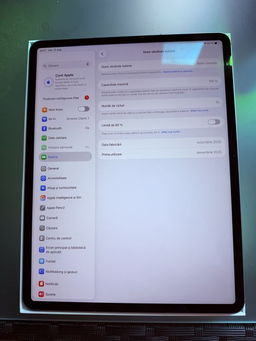Apple air 13 M3 256gb wifi+sim