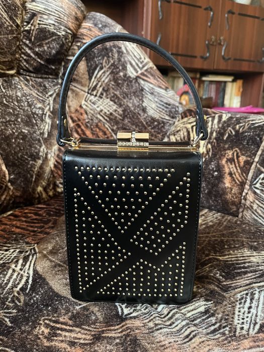 Чисто нова чанта