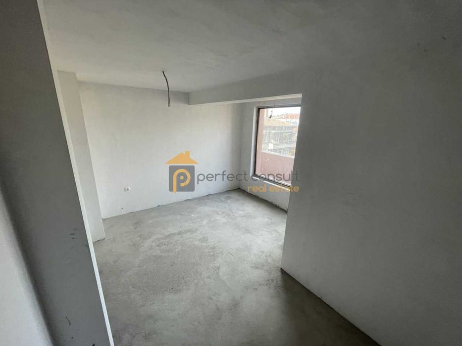 Продава се Тристаен апартамент в Пловдив, Център - 99 кв.м за 1920 €/кв.м - Снимка #8