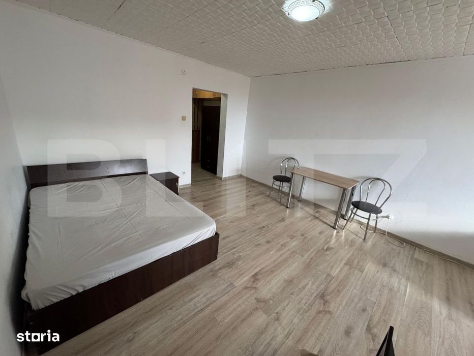 Garsoniera 32mp , Brazda lui Novac, Zona pietei din brazda — fotografia 3