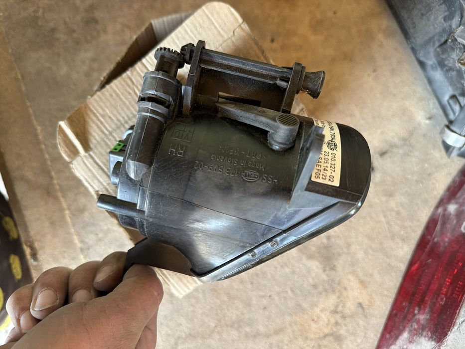 Audi Q7 преди фейс Чисто нов десен Халоген