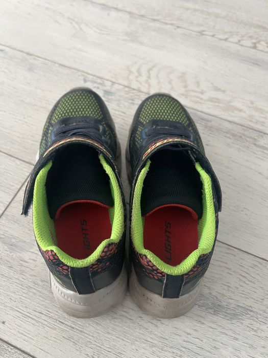 Skechers Slights