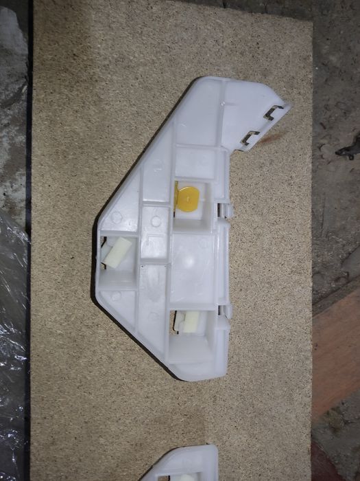 Салазки бампера Honda CR-V rd5-rd7