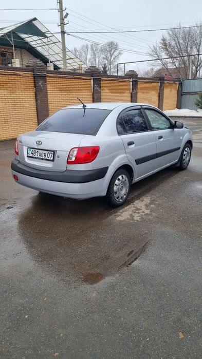 Автомобиль Kia Rio