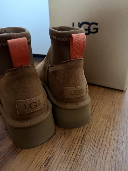 ugg mini dipper 38