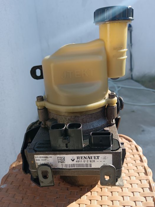 Pompă servo electric Logan 2 2018 1.5  diesel 75 hp stare funcționare perfectă