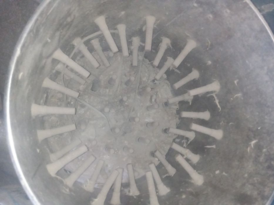 Tovuq tozalovchi apparat