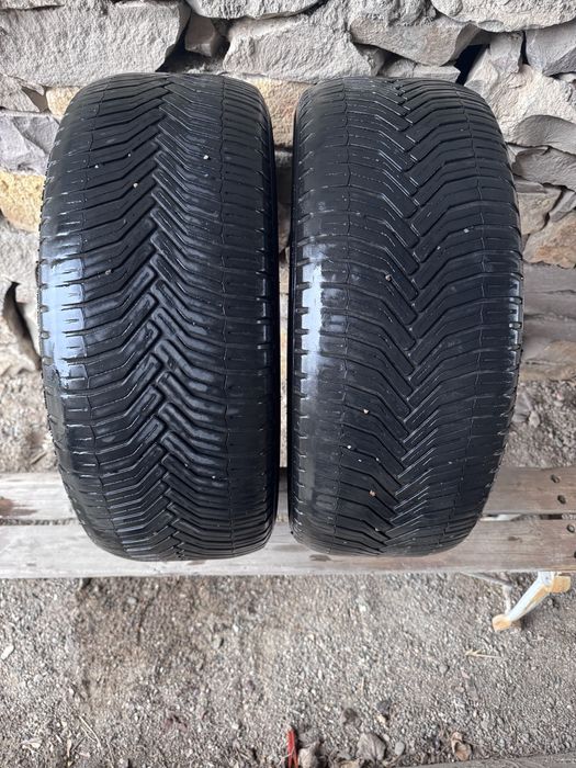 Продам шины  215/ 55 /17