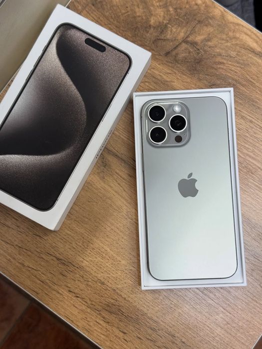 IPhone 15 Pro Max   / 256 GB