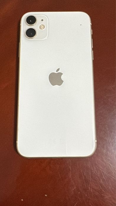 iPhone 11 продам