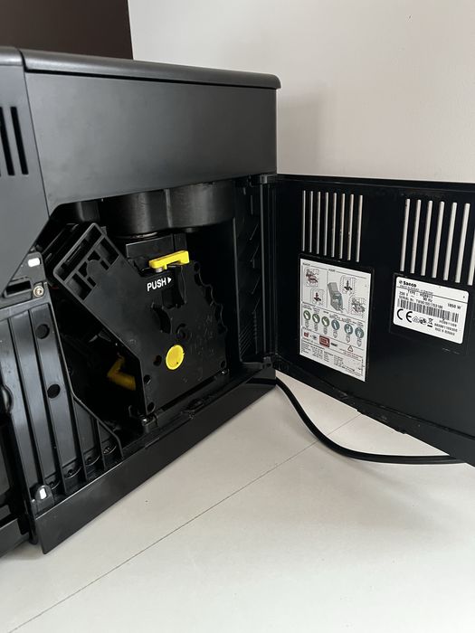 Кафе автомат SAECO NL9206AD + чисто нов филтър