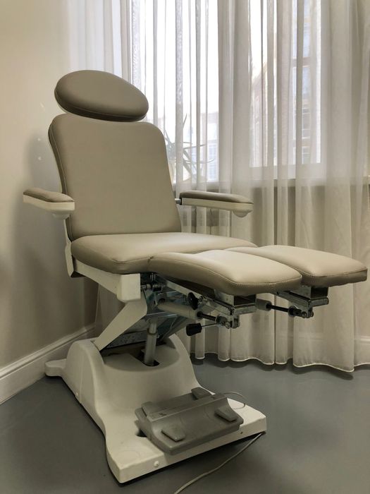 Кресло для педикюра “BENTLON”