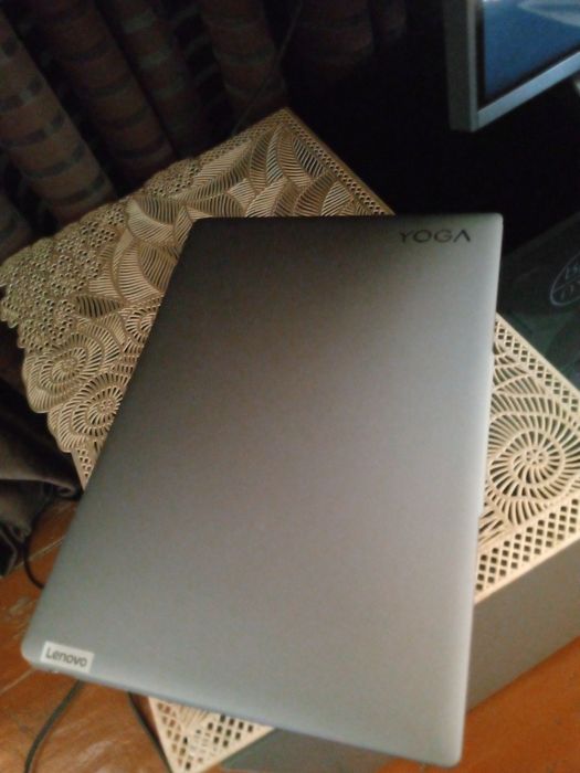 Lenovo yoga slim 7 14lMH9
