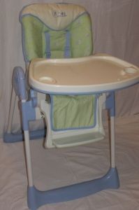 Стульчик для кормления