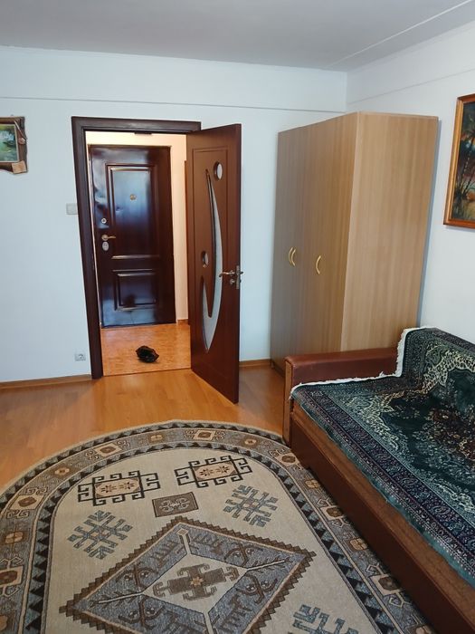 Închiriez garsoniera zona bartolomeu str.spicului - View 4