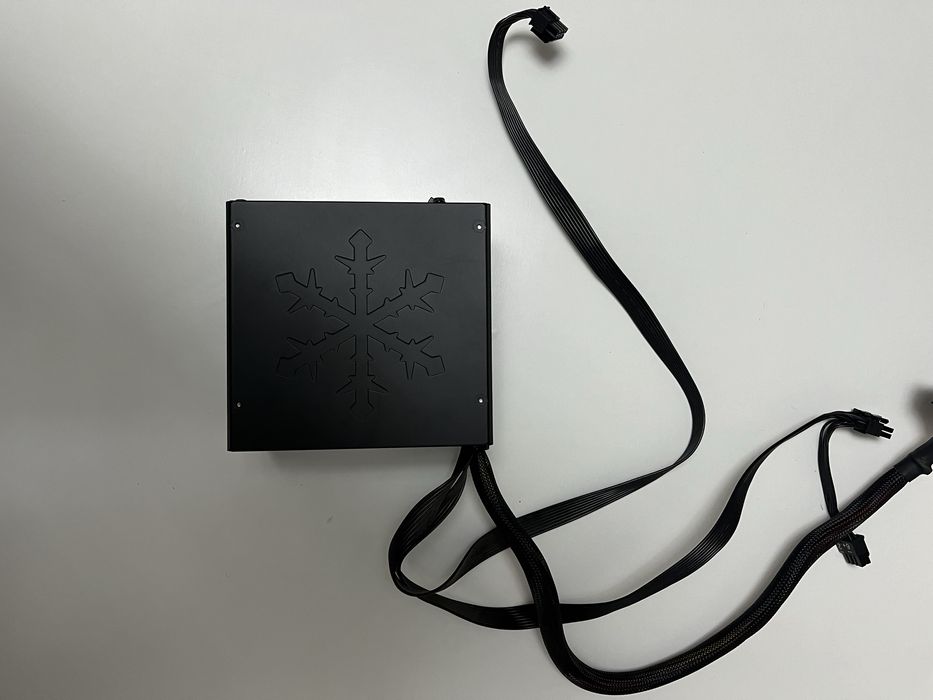 Блок питания Fractal Design integra 650w