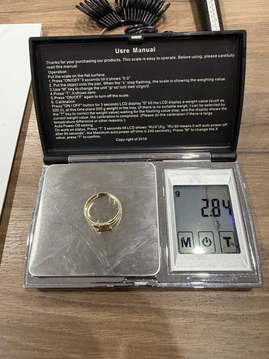 Продавам златни пръстени женски.Синджири и гривни.