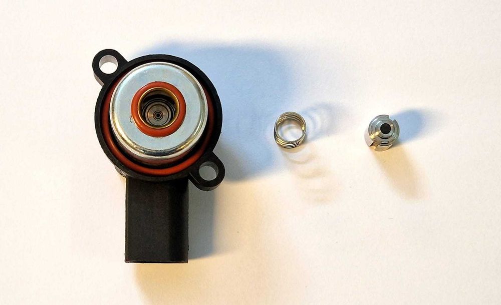 Solenoid/Valva compresor suspensie pneumatica aer BMW F11 F01/F02/F04