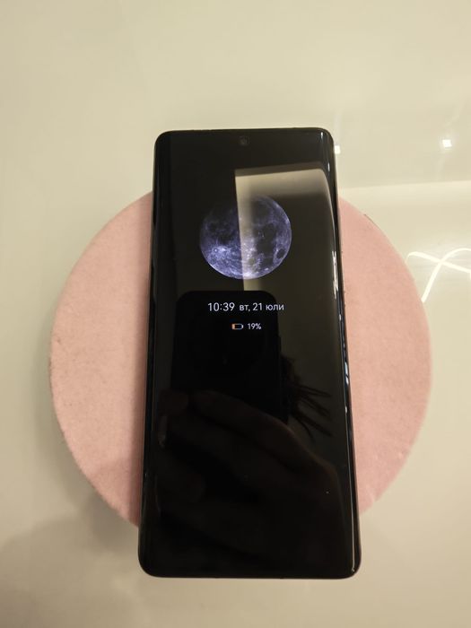 Продавам Huawei p50 pro