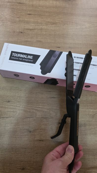Преса за изправяне TOURMALINE