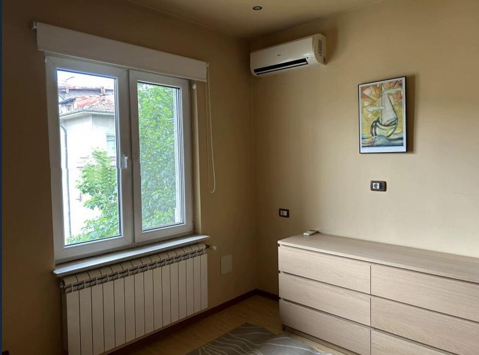 Дава се под наем Четиристаен апартамент в София, Център - 200 кв.м за 1500 € - Снимка #7