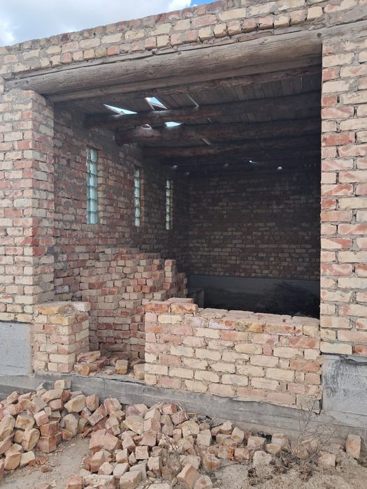 Байтерек 4 -те жер сатылады