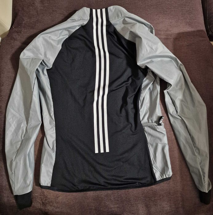 Дамско спортно яке ADIDAS H57193