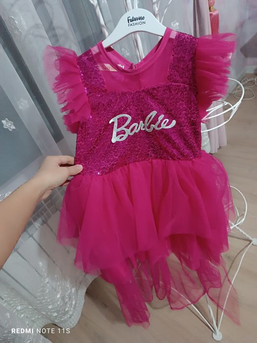 Продам детские платья