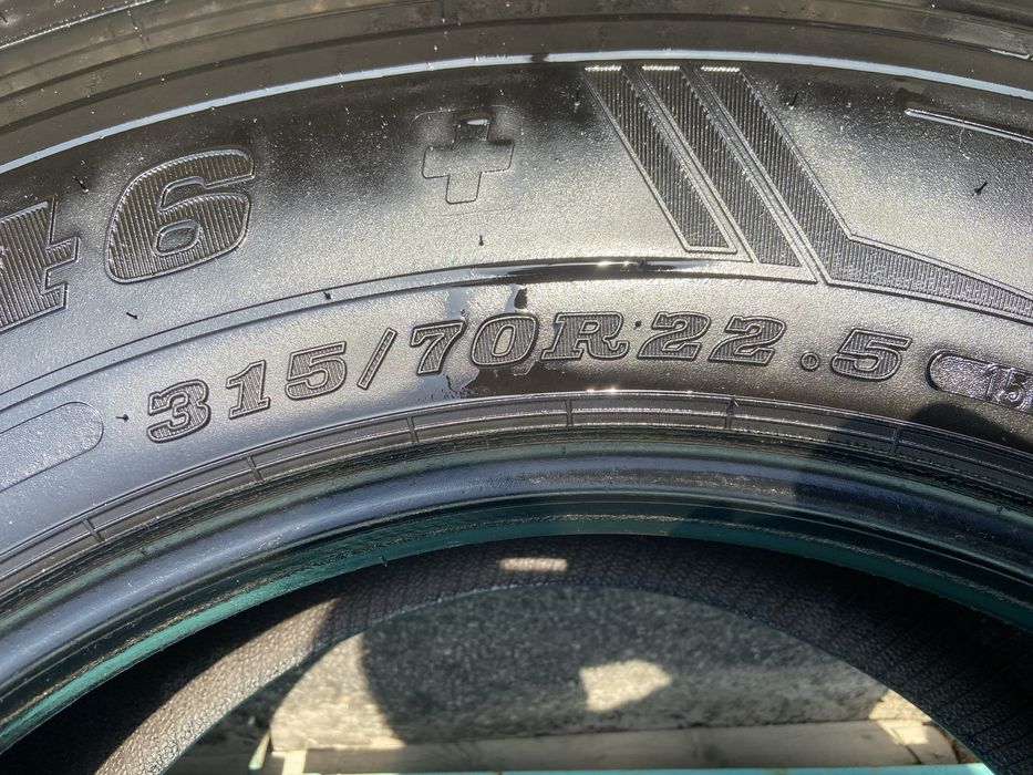 Продам два колеса 315 70 R22.5