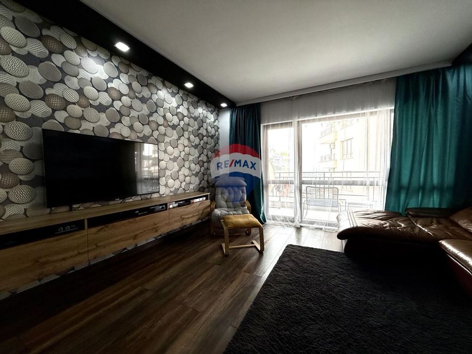 Стилен апартамент с две спални за продажба, кв. Възраждане, гр. Варна