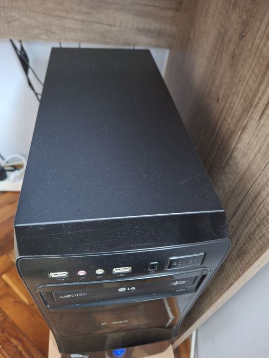 Настолен комютър