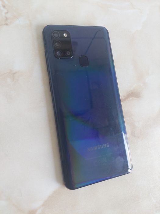 Vând Samsung Galaxy A21s (spart dar perfect funcțional) //poze reale