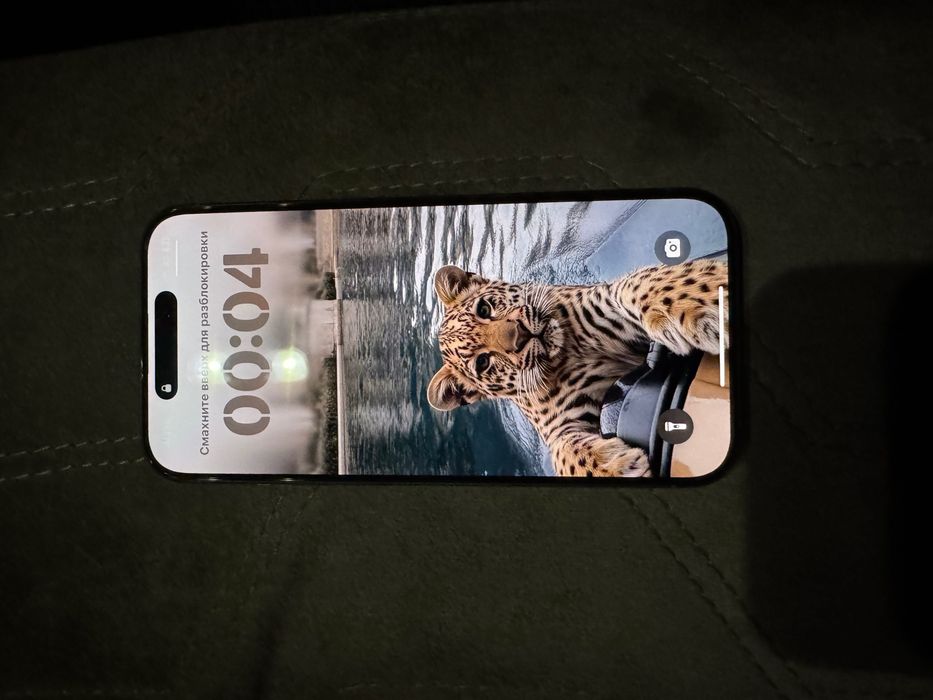 Продаю Iphone 15 pro б/у