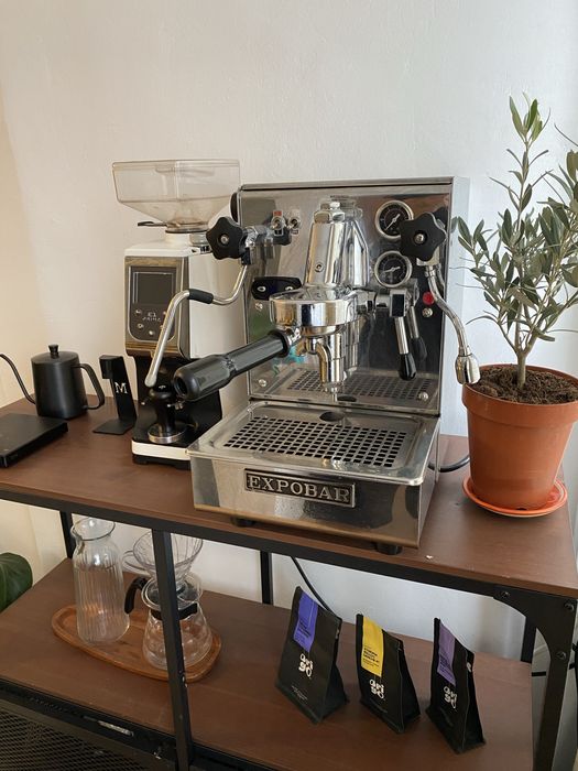 Expressor dual boiler si Rasnita  chit Complet