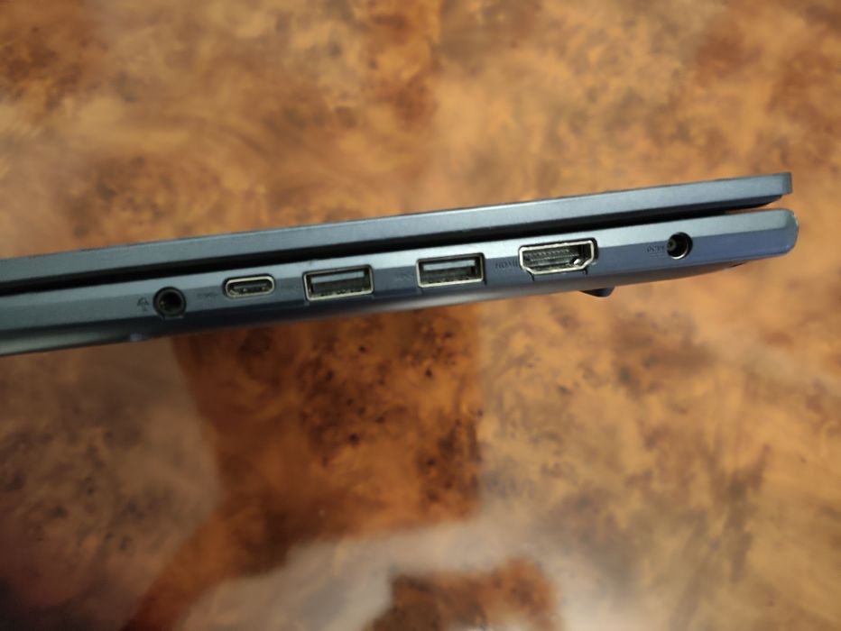 Ноутбук ASUS Vivobook