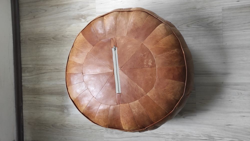 Кожен пуф,кожена табуретка