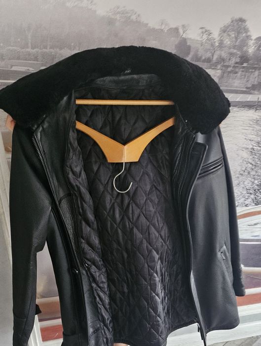 Кожанная куртка XXL