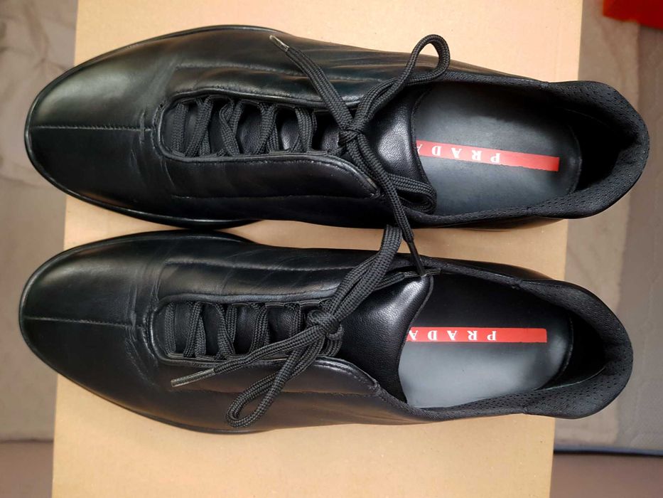 Оригинални мъжки обувки Prada