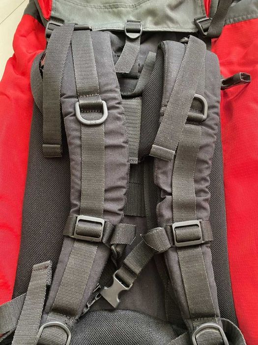 **Rucsac profesionist pentru ture alpine / drumeții montane /hiking –60 L**