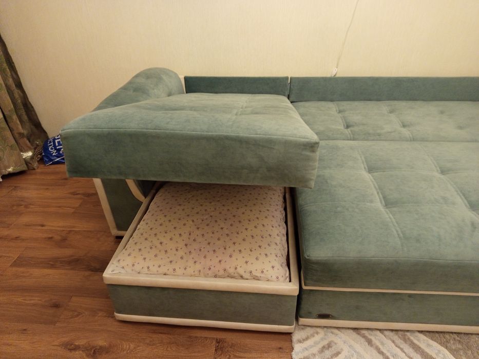 Продам угловой диван