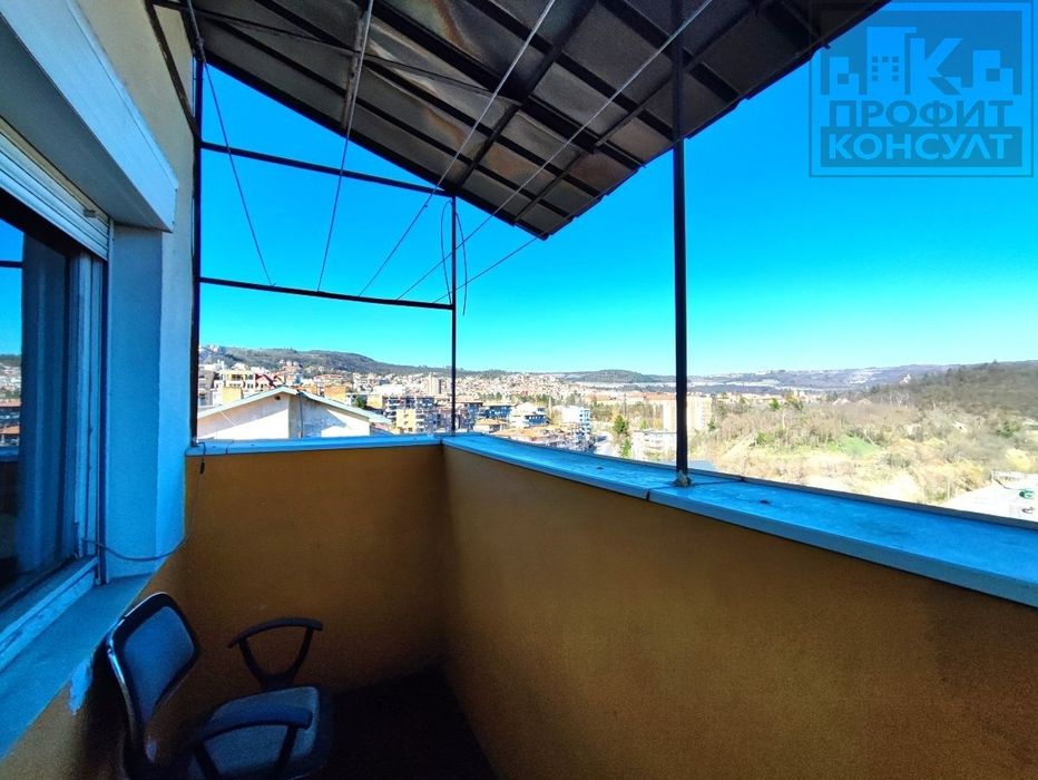 Продава се Двустаен апартамент в Велико Търново, Център - 52 кв.м за 481 €/кв.м - Снимка #12