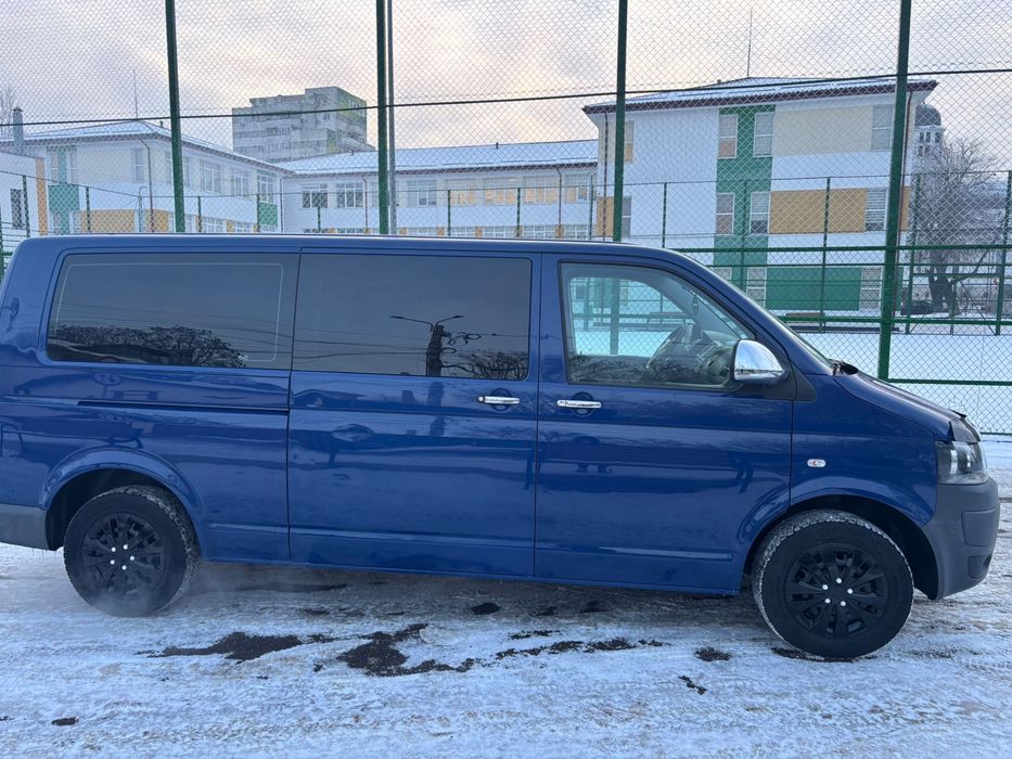Vand vokswangen T5 8+1 locuri 2.0 tdi
