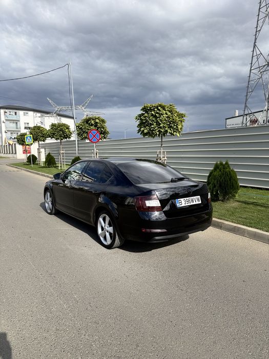 SKODA Octavia 2015 — imagine 3