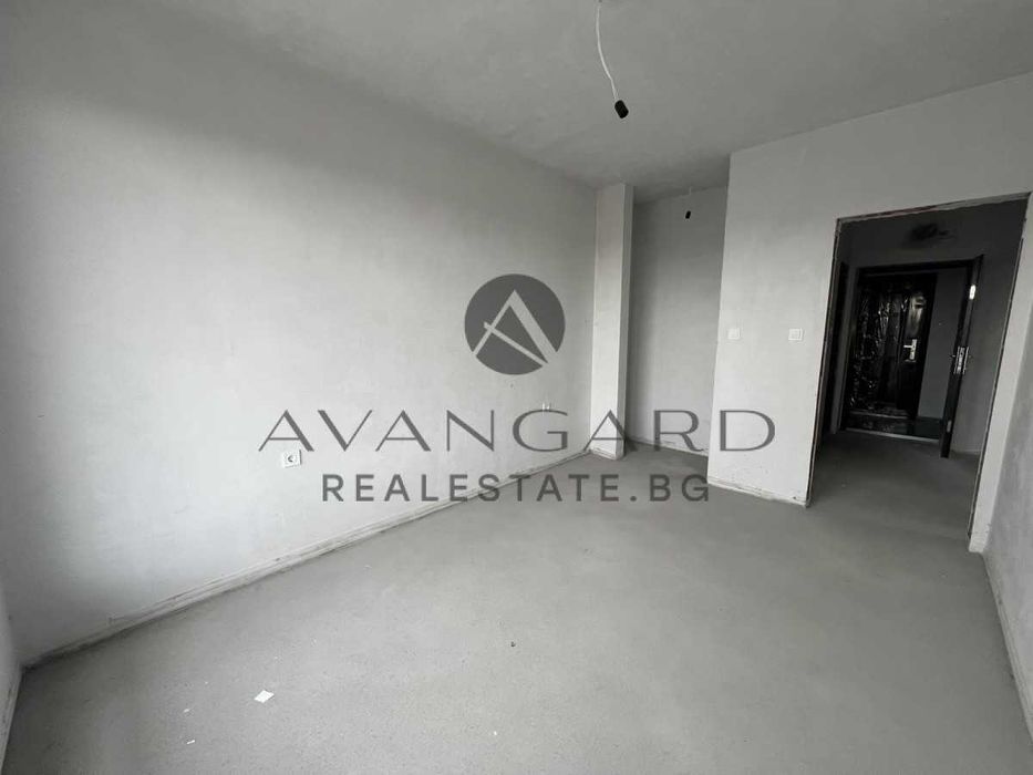 Продава се Тристаен апартамент в Пловдив, Кючук Париж - 91 кв.м за 1359 €/кв.м - Снимка #4